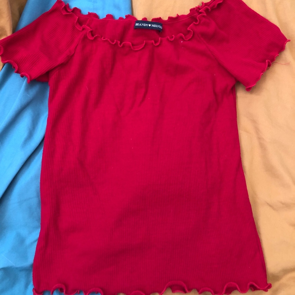 BRANDY MELVILLE RED OFF THE SHOULDER TOP